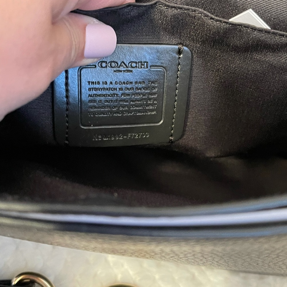 COACH Jes Messenger Bag 🆕 - Picture 14 of 16